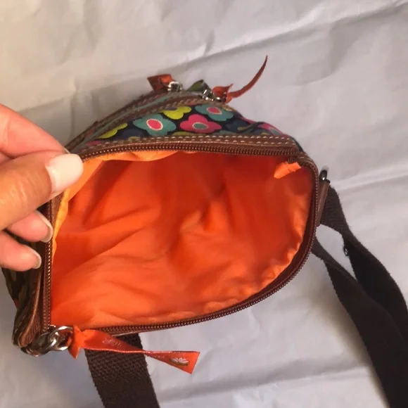 Lili Bloom crossbody purse - Picture 5 of 7